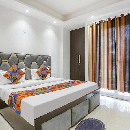 Hotel Aiims Nuova Delhi Esterno foto